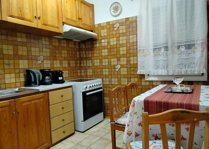 Αστερόεσσα *